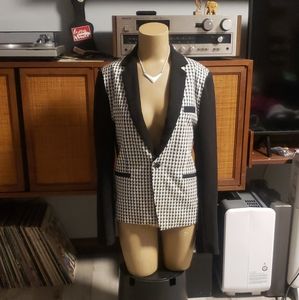 Black & White Checkered Blazer Size Small